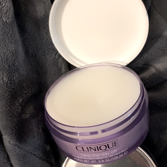 CLINIQUE Take the Day Off Cleansing Balm - Picture 2 of 2